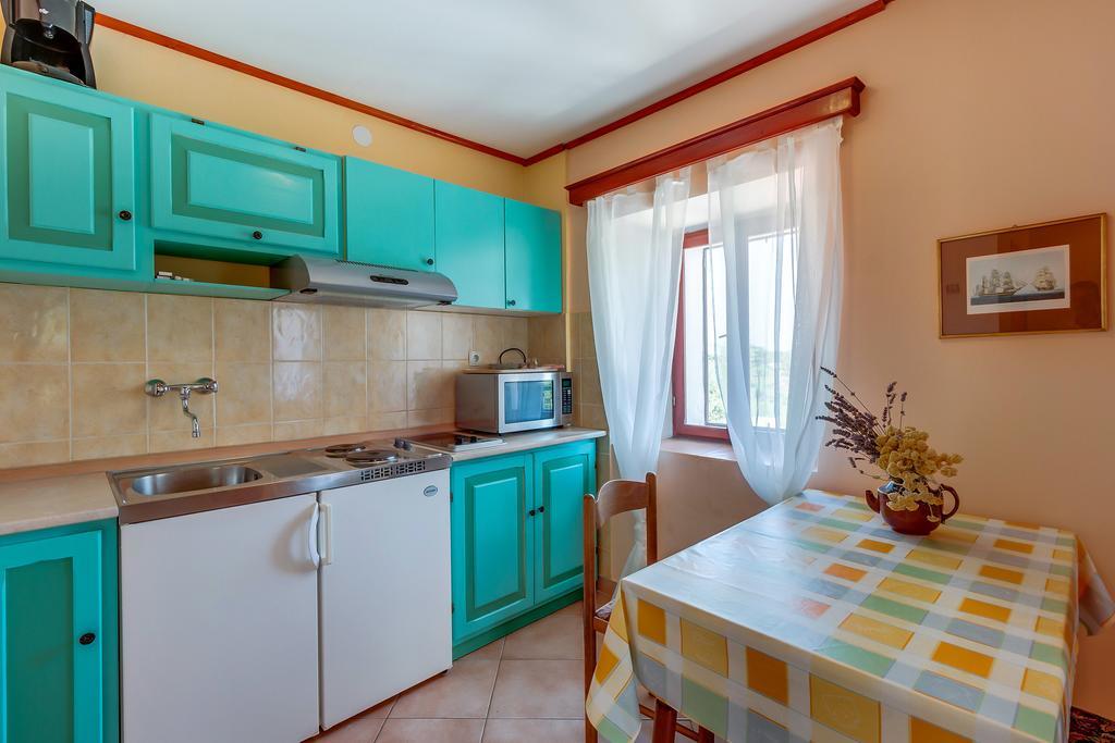 Apartments Josip & Maria Veli Losinj Exterior photo