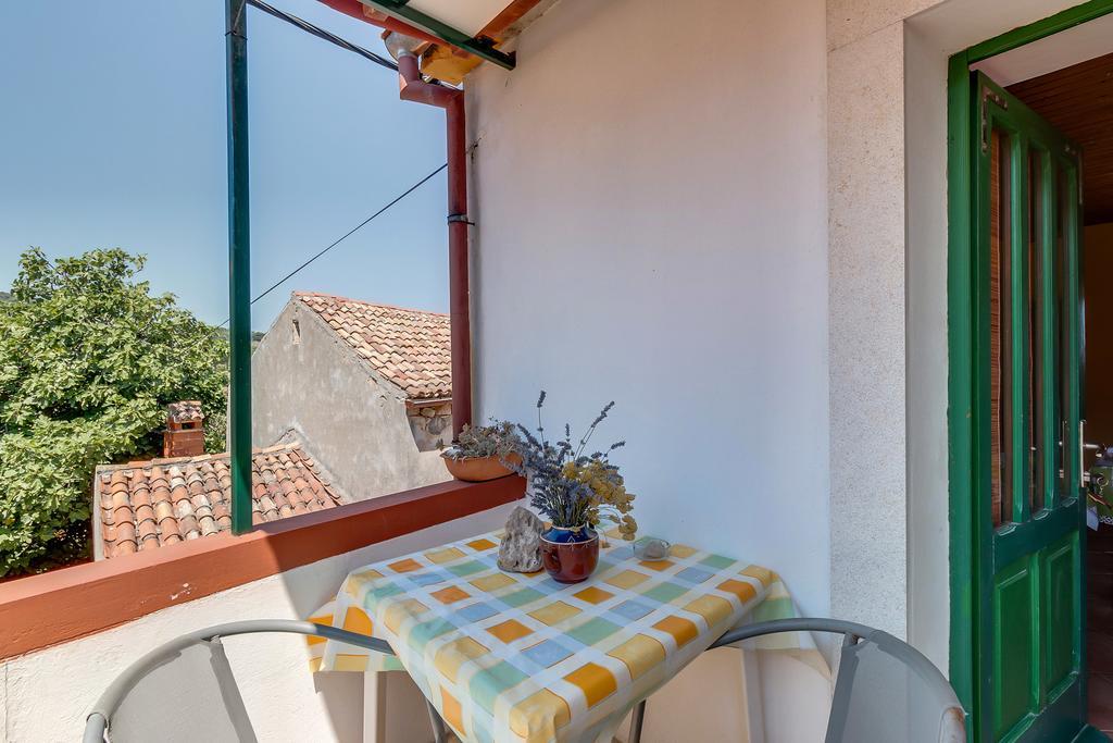 Apartments Josip & Maria Veli Losinj Exterior photo
