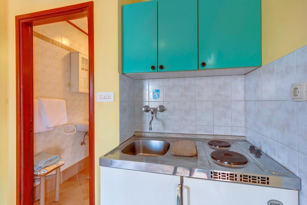 Apartments Josip & Maria Veli Losinj Exterior photo